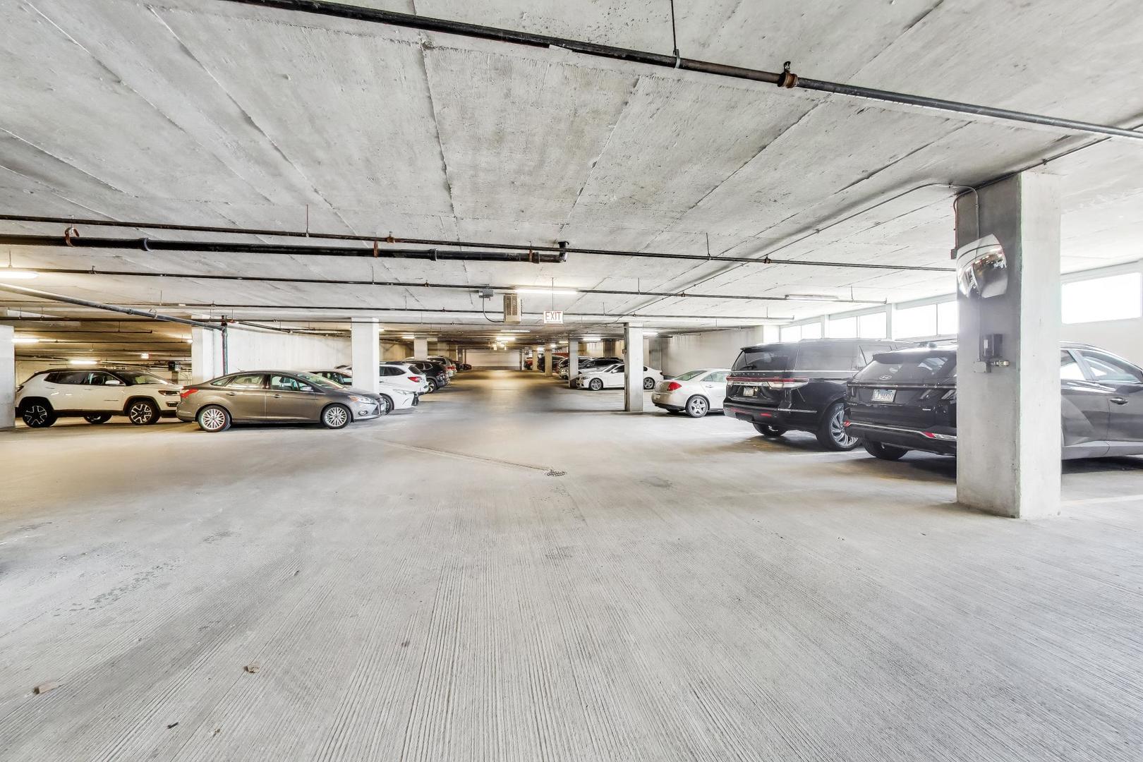 1720 South Michigan Avenue, Unit 902 Chicago, IL 60616 - Photo 24 of 32