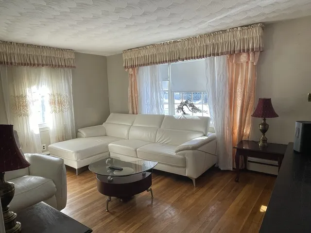 $749,900 | 2 Mooney Road, Burlington, MA 01803