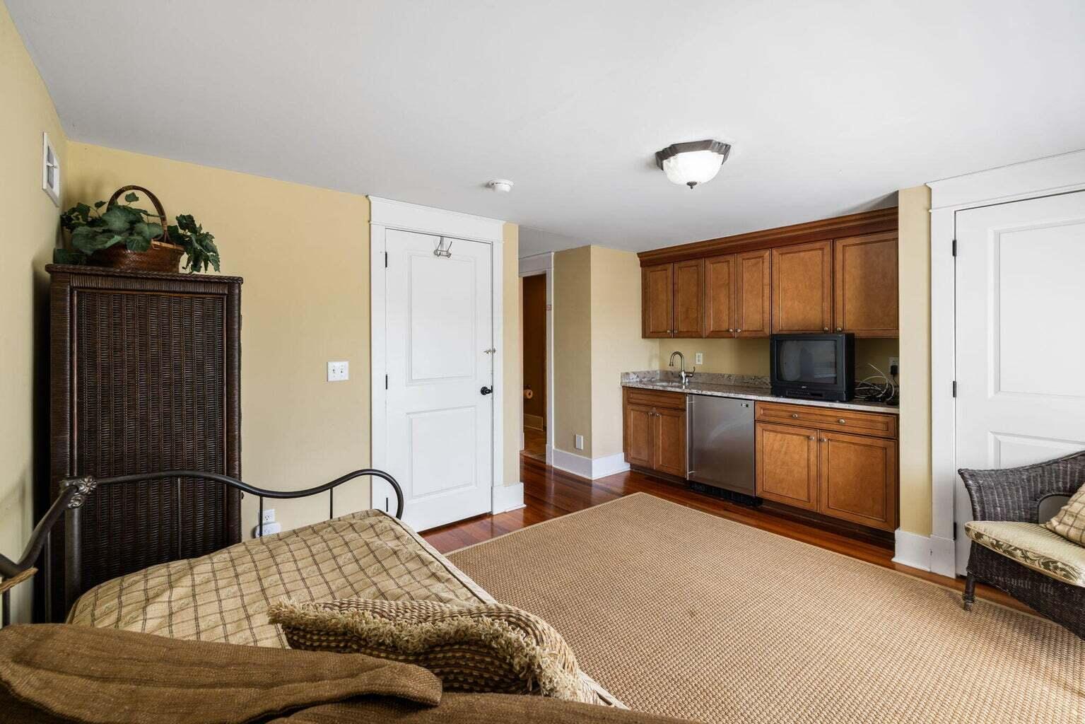 9 24th Avenue Isle of Palms, SC 29451 - Photo 45 of 63 20250423125849920832000000-o