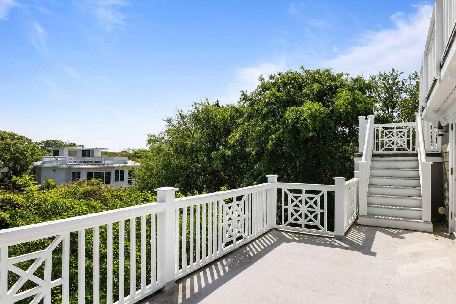 9 24th Avenue Isle of Palms, SC 29451 - Photo 48 of 63 20250423125847183025000000-o