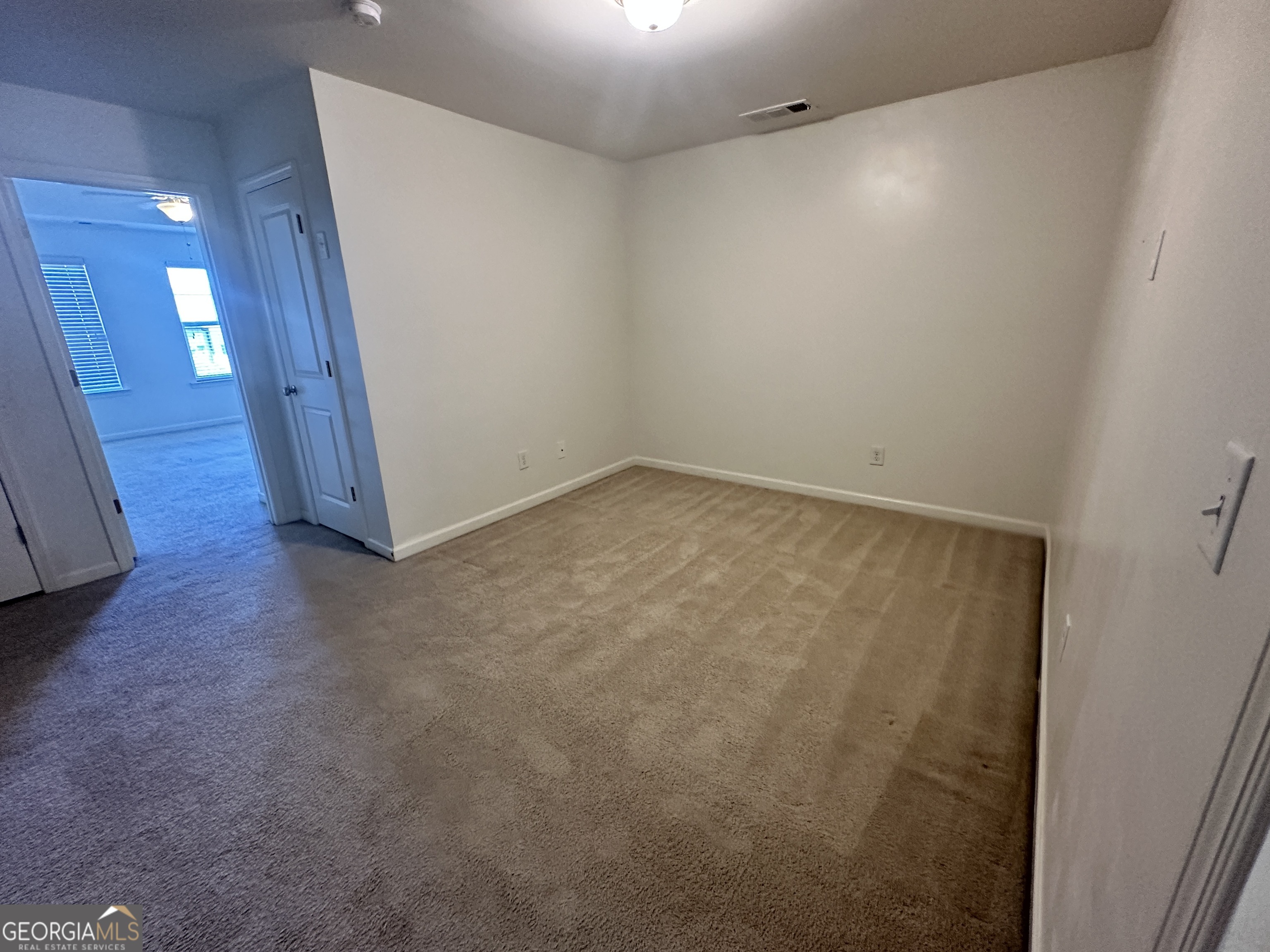 882 Ambient Way Atlanta, GA 30331 - Photo 5 of 61