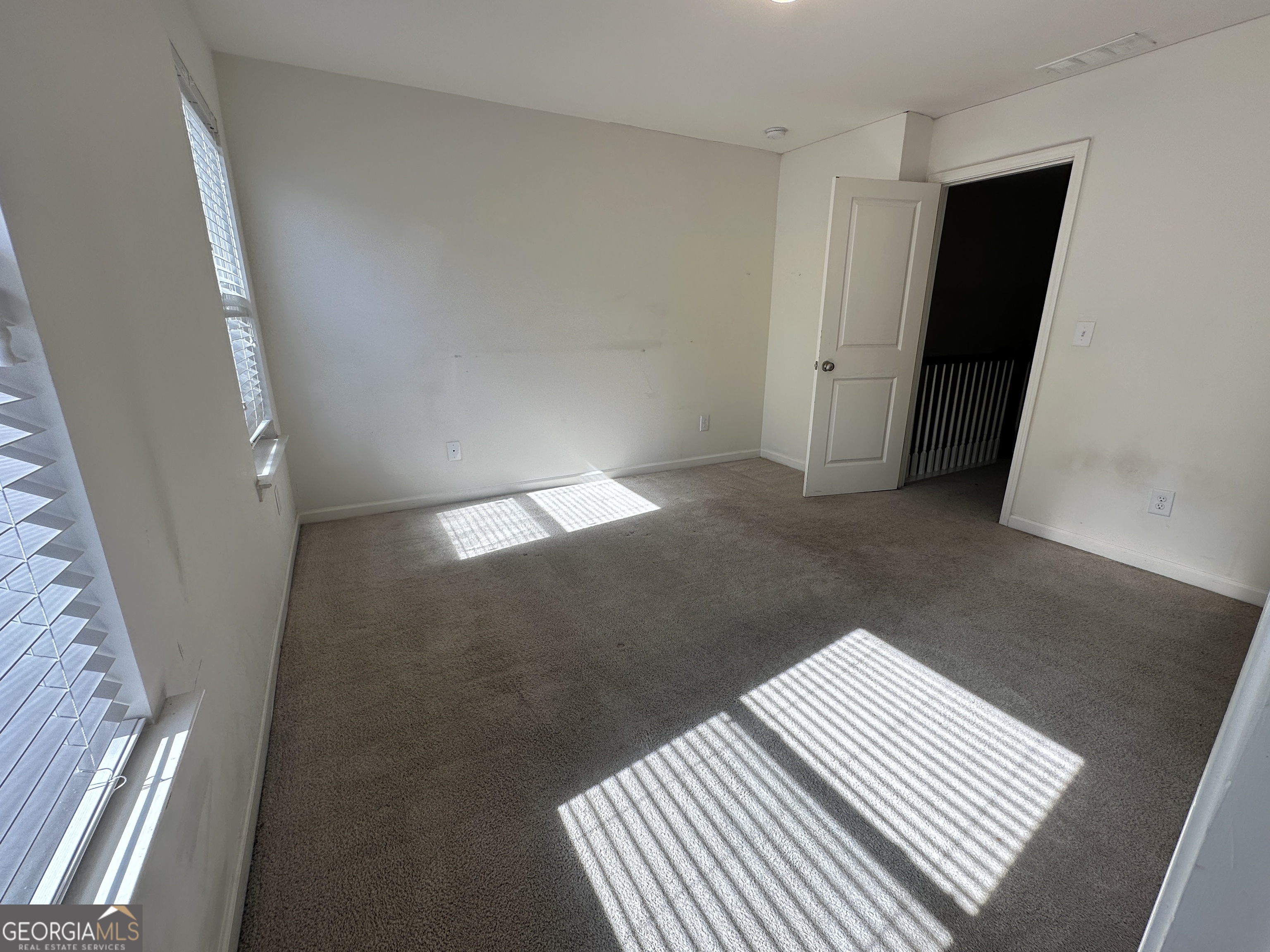 882 Ambient Way Atlanta, GA 30331 - Photo 6 of 61 a view of a hallway