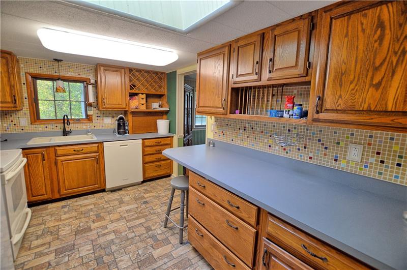 131 North Hazzard Road Jackson Center, PA 16133 - Photo 10 of 18
