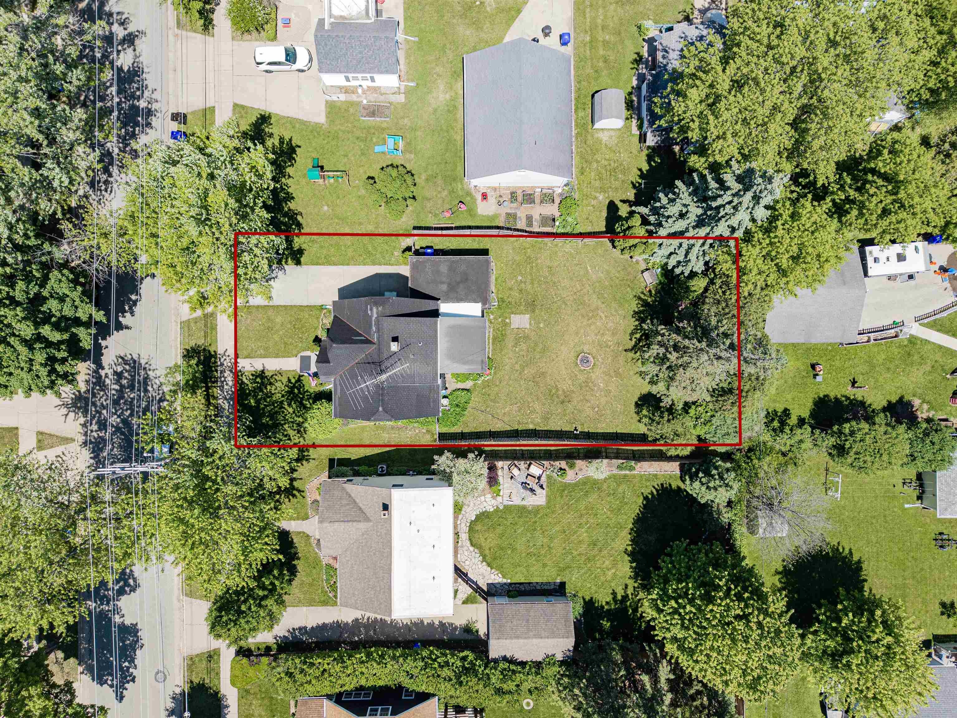 1738 North Erb Street Appleton, WI 54911 - Photo 37 of 38
