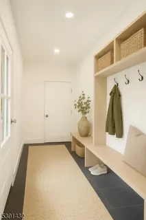 a view of utility room