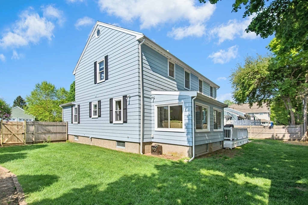 30 Shetland Road Marblehead, MA 01945 - Photo 34 of 40