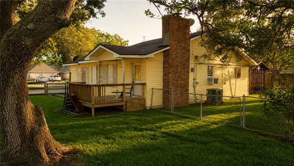 $249,900 | 4406 FM 646 Road, Santa Fe, TX 77510