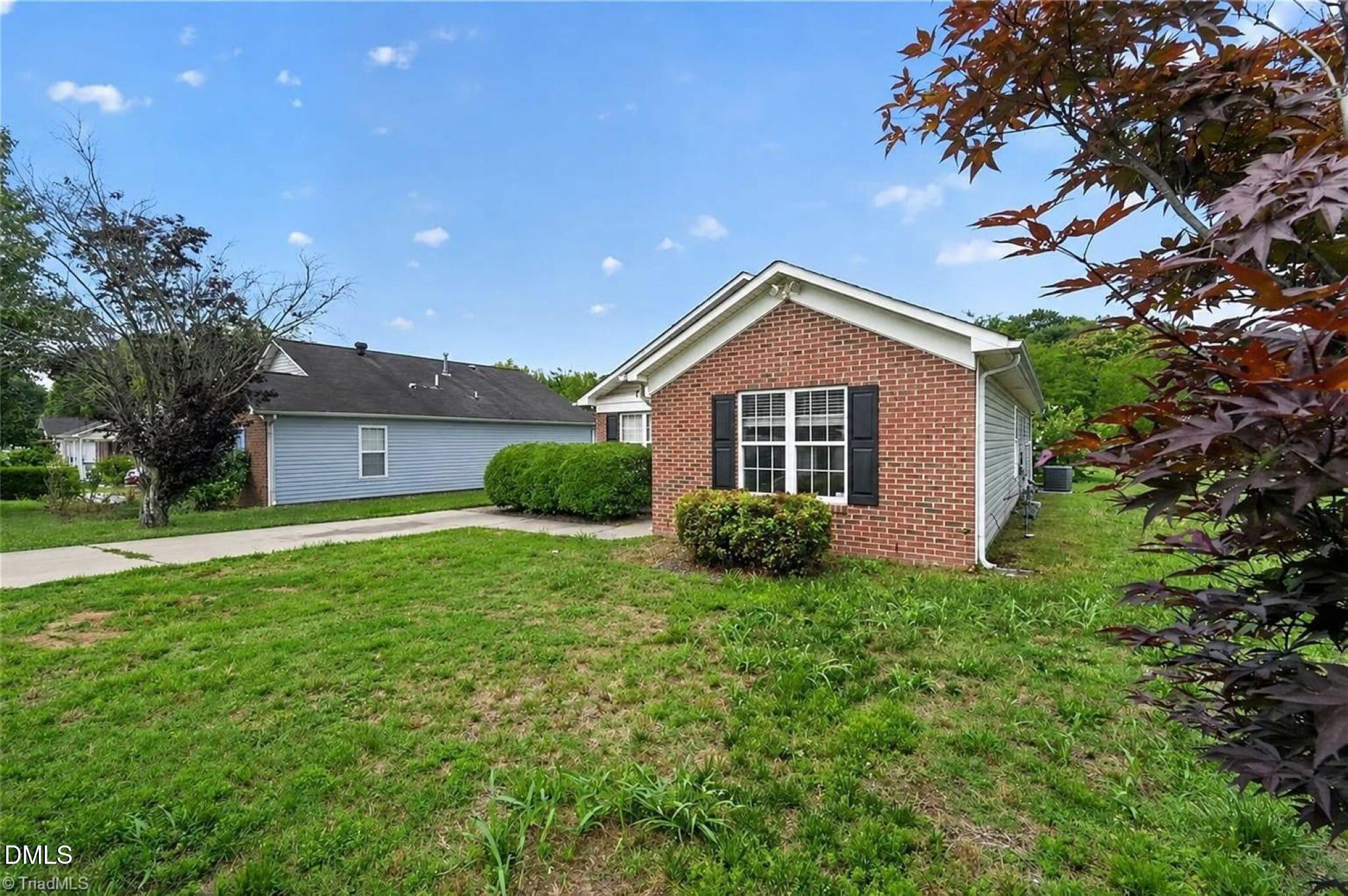 904 Rauhut Street Burlington, NC 27217 - Photo 3 of 38 Front View