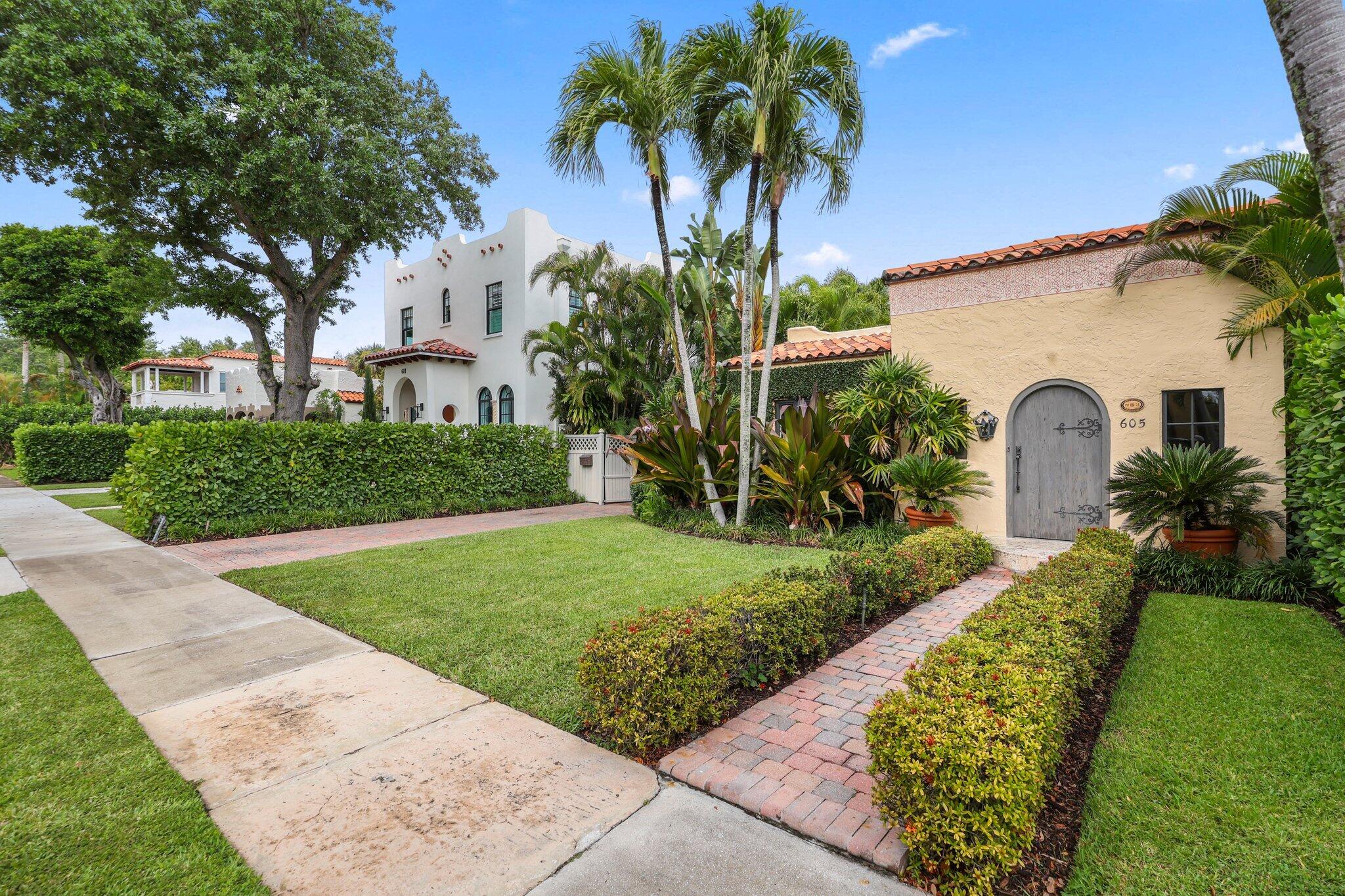 605 Sunset Road West Palm Beach, FL 33401 - Photo 4 of 42 Front of Home