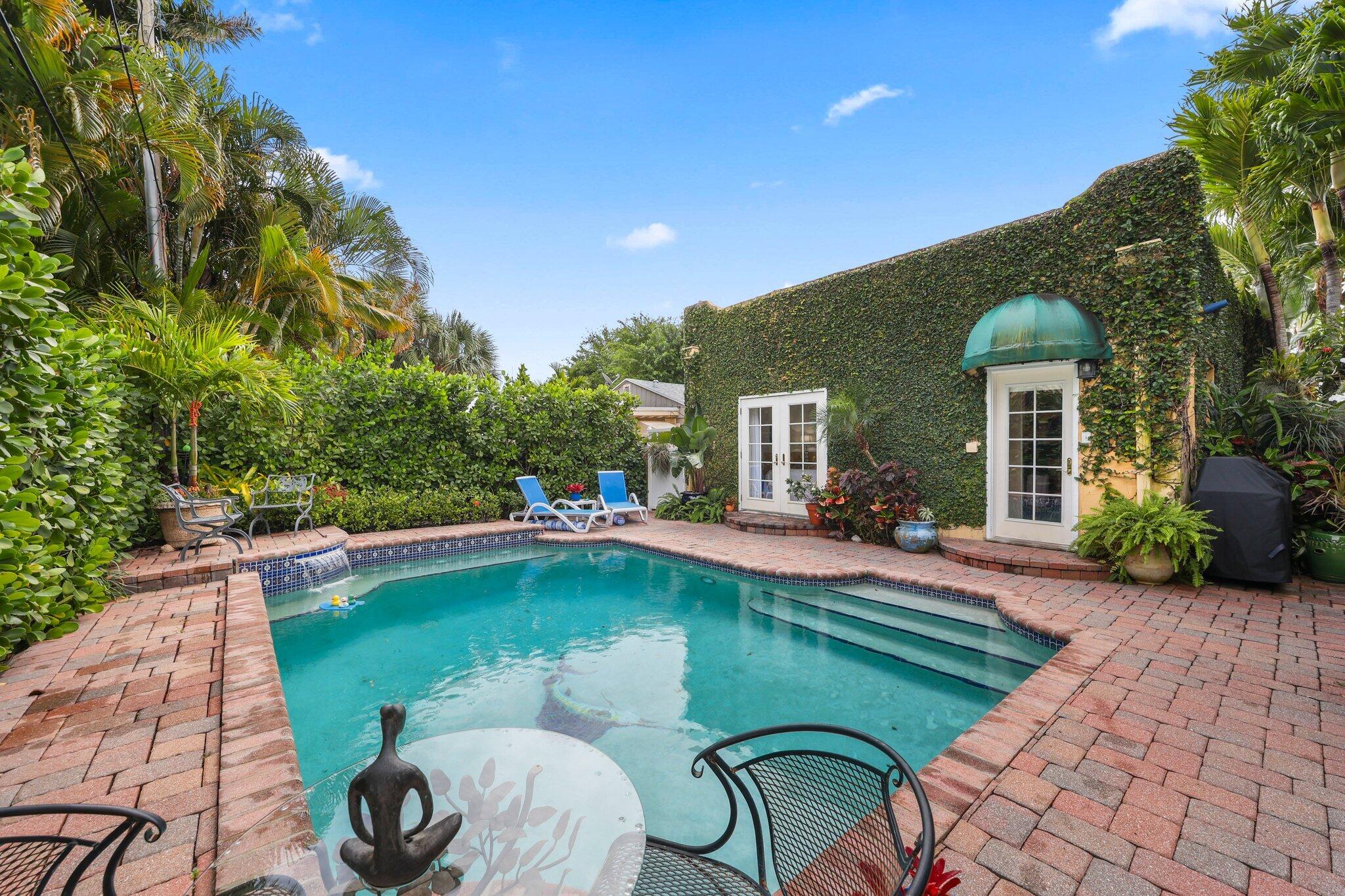 605 Sunset Road West Palm Beach, FL 33401 - Photo 8 of 42 Pool
