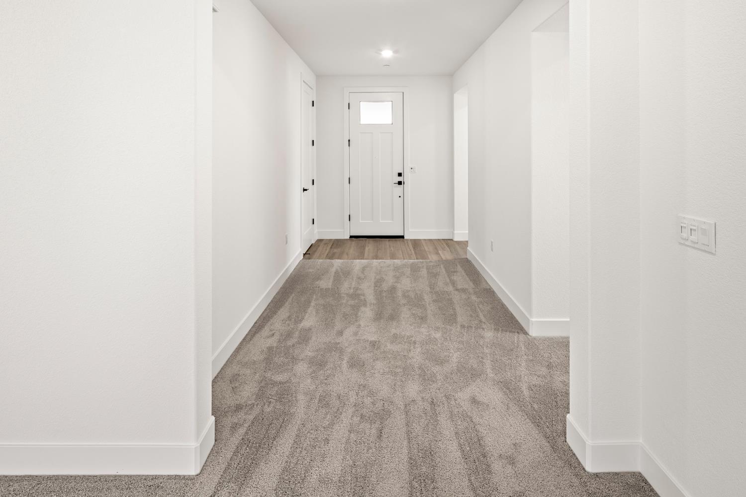 2425 Briar Meadow Circle Auburn, CA 95603 - Photo 13 of 51 a view of a hallway