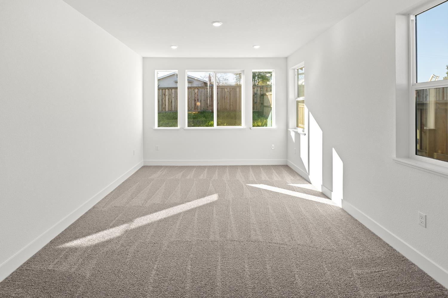 2425 Briar Meadow Circle Auburn, CA 95603 - Photo 18 of 51 an empty room with windows