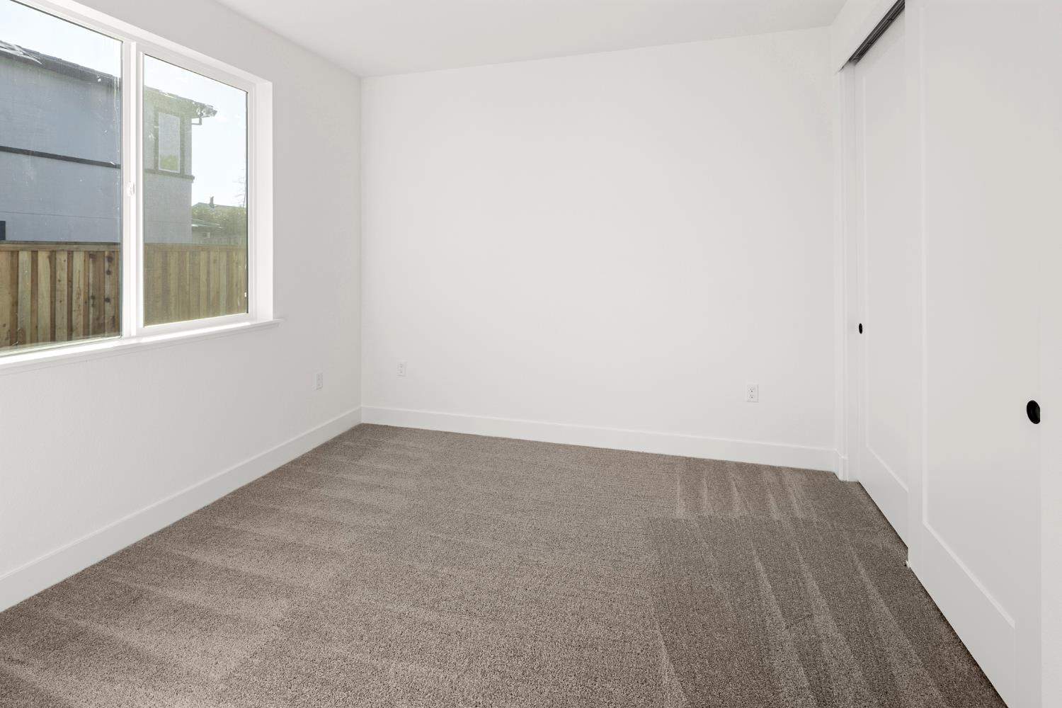 2425 Briar Meadow Circle Auburn, CA 95603 - Photo 31 of 51 an empty room with a window