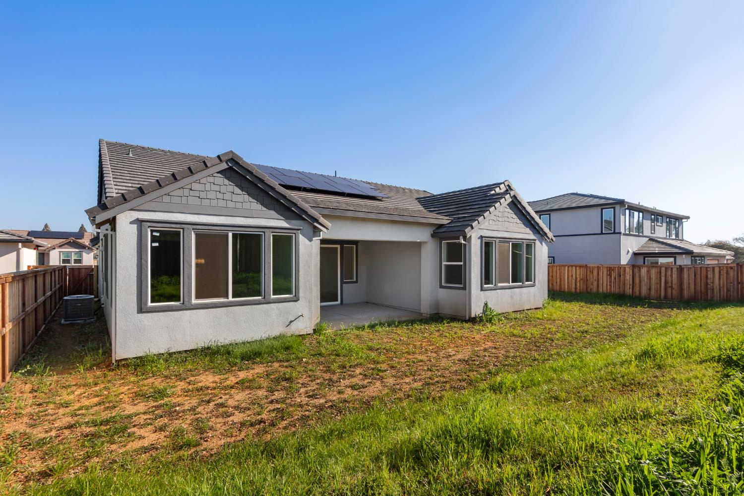 2425 Briar Meadow Circle Auburn, CA 95603 - Photo 43 of 51 a front view of a house with yard and porch