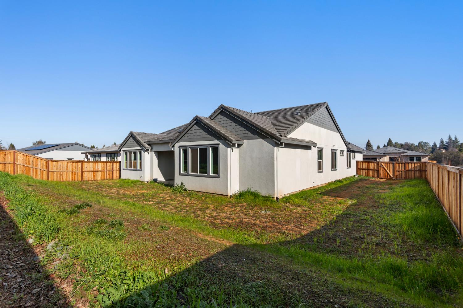 2425 Briar Meadow Circle Auburn, CA 95603 - Photo 46 of 51 a view of a house with a yard