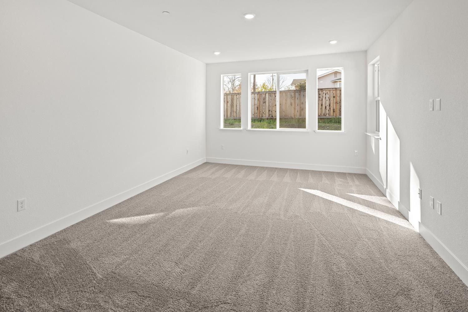 2425 Briar Meadow Circle Auburn, CA 95603 - Photo 6 of 51 an empty room with a window