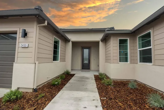 $849,402 | 2425 Briar Meadow Circle, Auburn, CA 95603