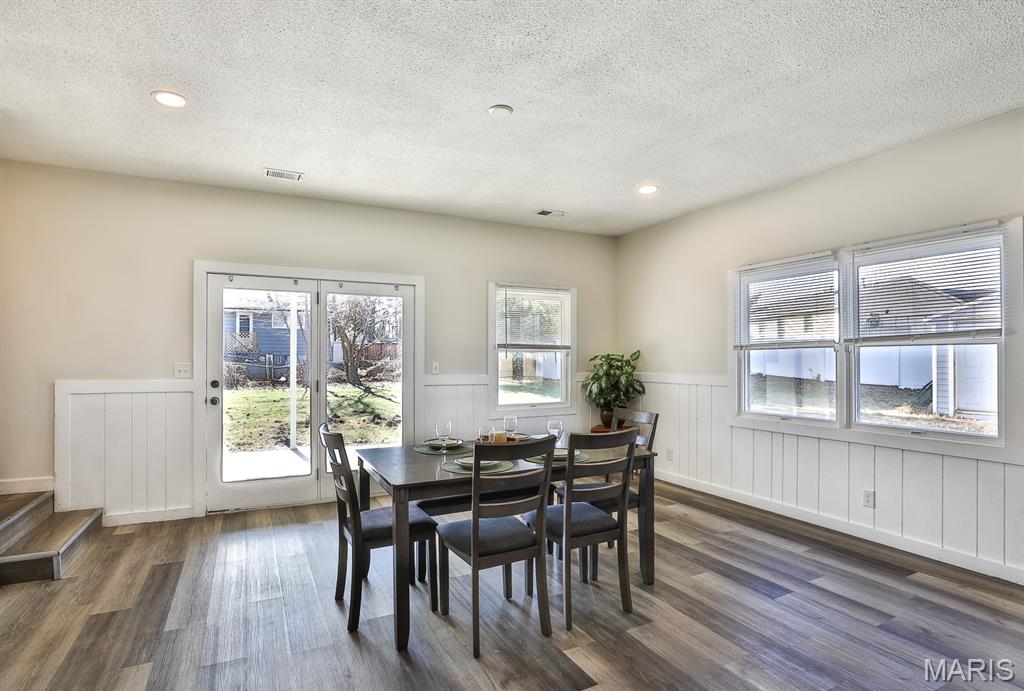 1819 Oak Tree Street St. Peters, MO 63376 - Photo 13 of 30