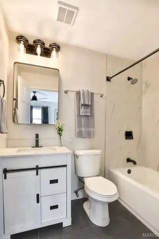 $340,000 | 1819 Oak Tree Street, St. Peters, MO 63376