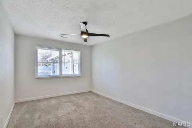 $340,000 | 1819 Oak Tree Street, St. Peters, MO 63376