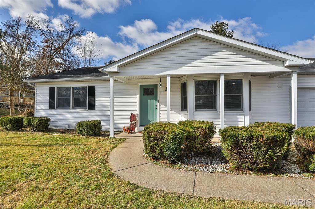 1819 Oak Tree Street St. Peters, MO 63376 - Photo 3 of 30