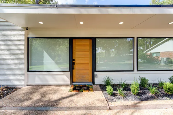 $8,500 | 303 Isolde Drive, Houston, TX 77024