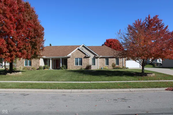 $435,000 | 408 Steeplechase Drive, Auburn, IN 46706