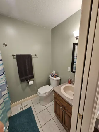 $435,000 | 408 Steeplechase Drive, Auburn, IN 46706