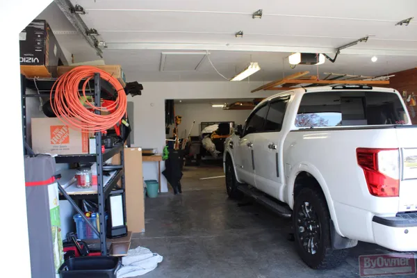 $435,000 | 408 Steeplechase Drive, Auburn, IN 46706