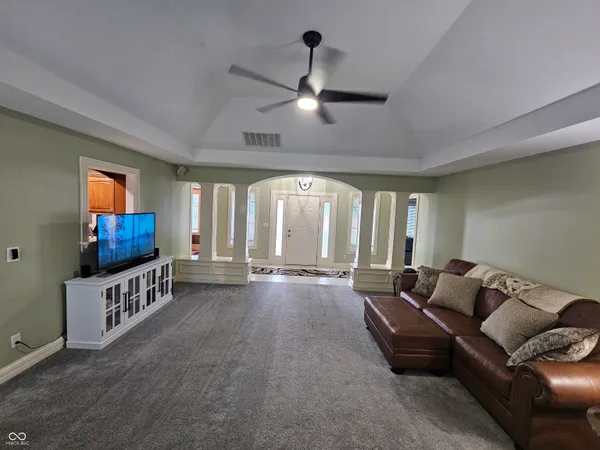 $435,000 | 408 Steeplechase Drive, Auburn, IN 46706