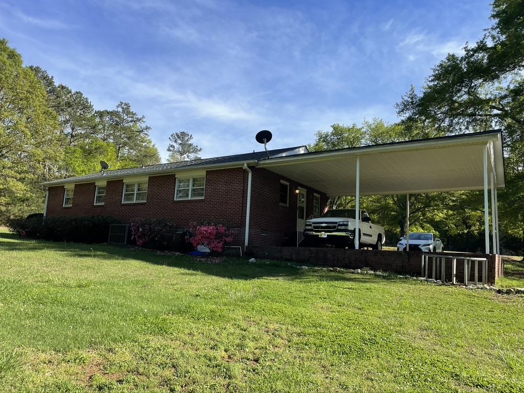 555 Bishop Road Union, SC 29379 - Photo 2 of 21