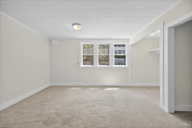 a view of a yard in front of a house