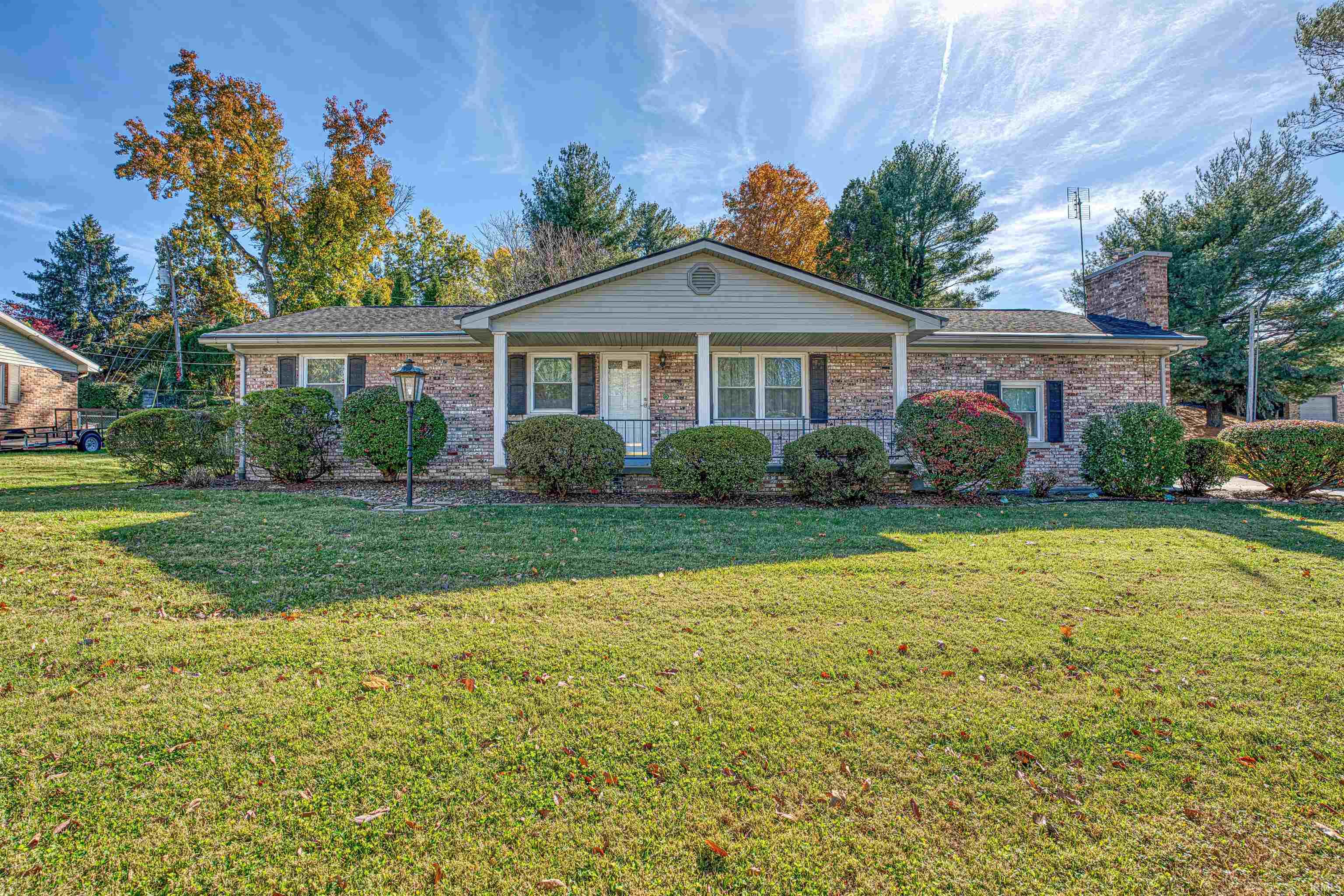201 Sharon Road Newburgh, IN 47630 - Photo 1 of 36 Gallery Image 1