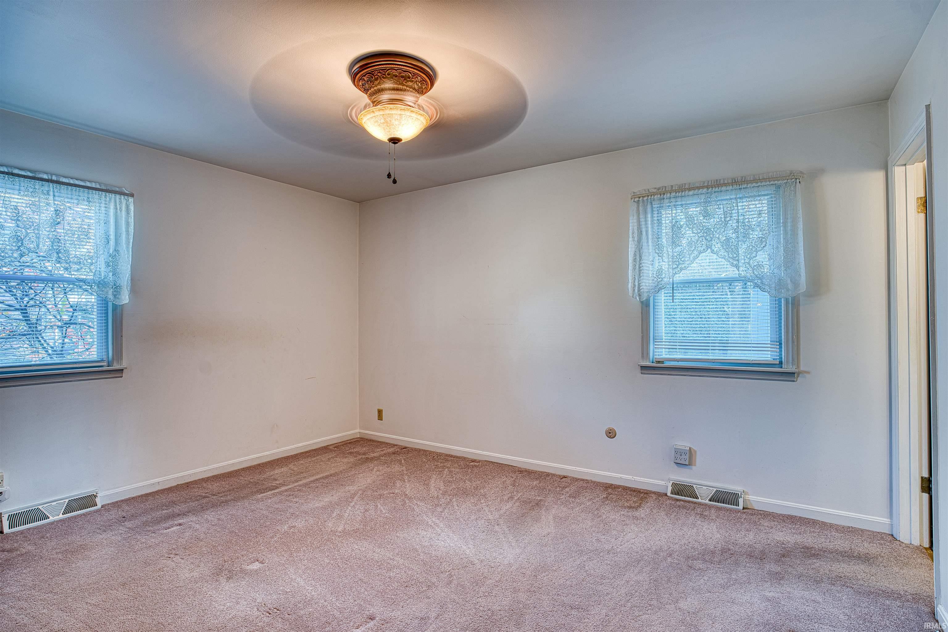 201 Sharon Road Newburgh, IN 47630 - Photo 13 of 36 Gallery Image 13