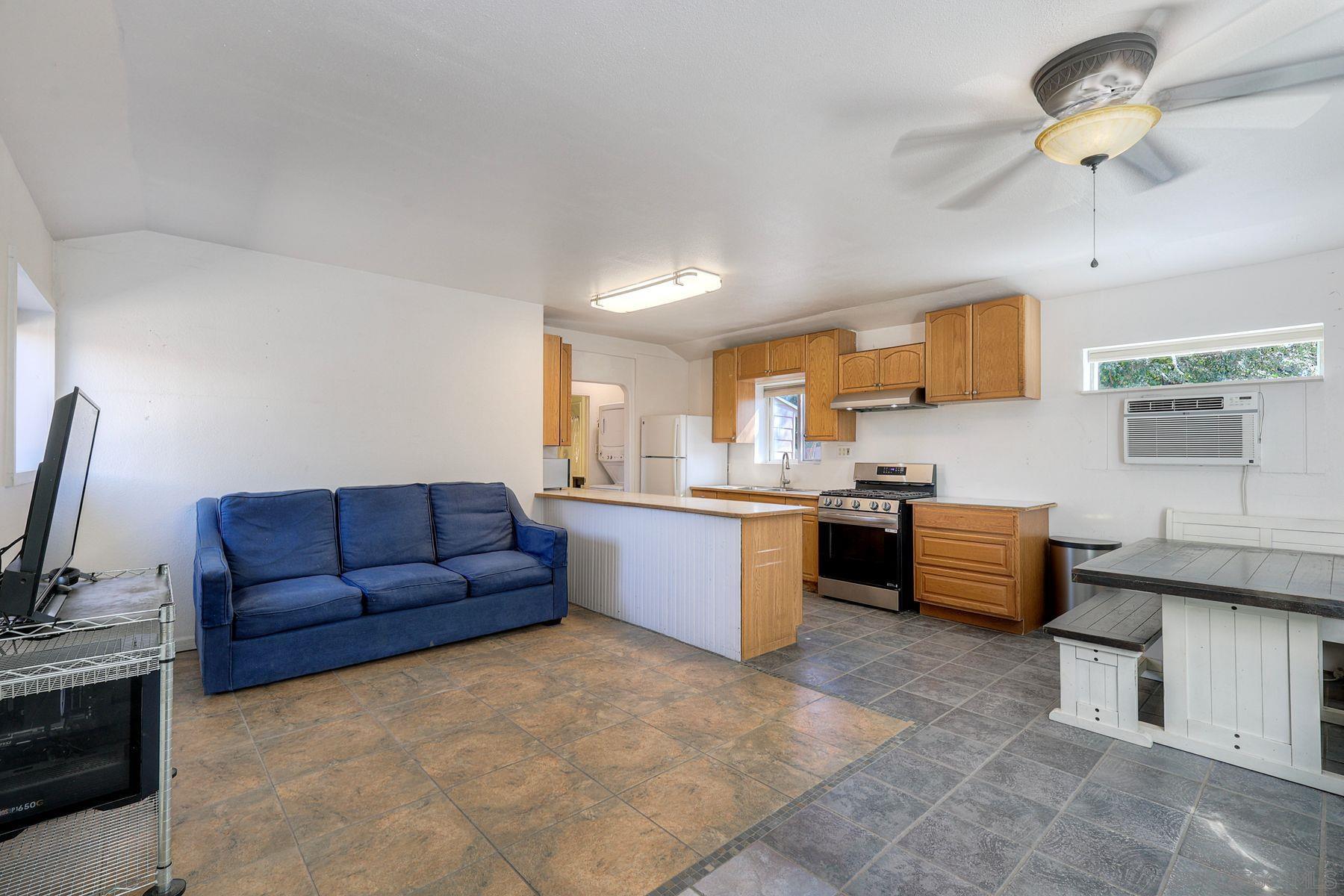 2371 Berry Street Lemon Grove, CA 91945 - Photo 24 of 55