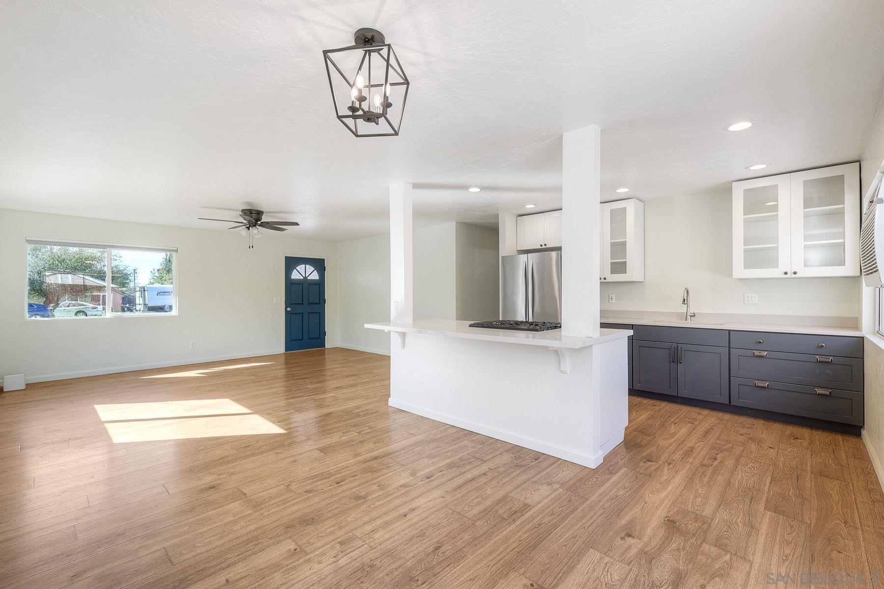 2371 Berry Street Lemon Grove, CA 91945 - Photo 5 of 55