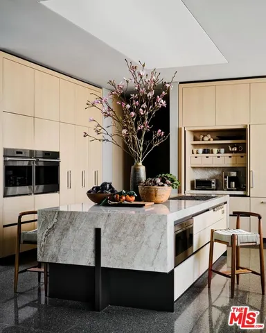 $24,995,000 | 1655 Carla Ridge, Beverly Hills, CA 90210