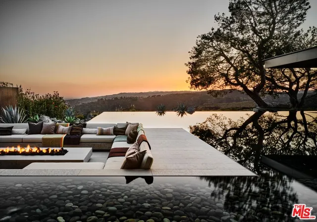 $24,995,000 | 1655 Carla Ridge, Beverly Hills, CA 90210