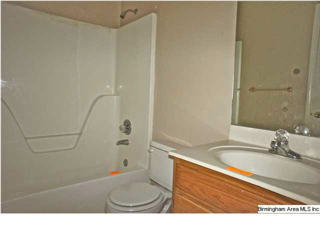 716 Jason Circle Center Point, AL 35215 - Photo 24 of 32