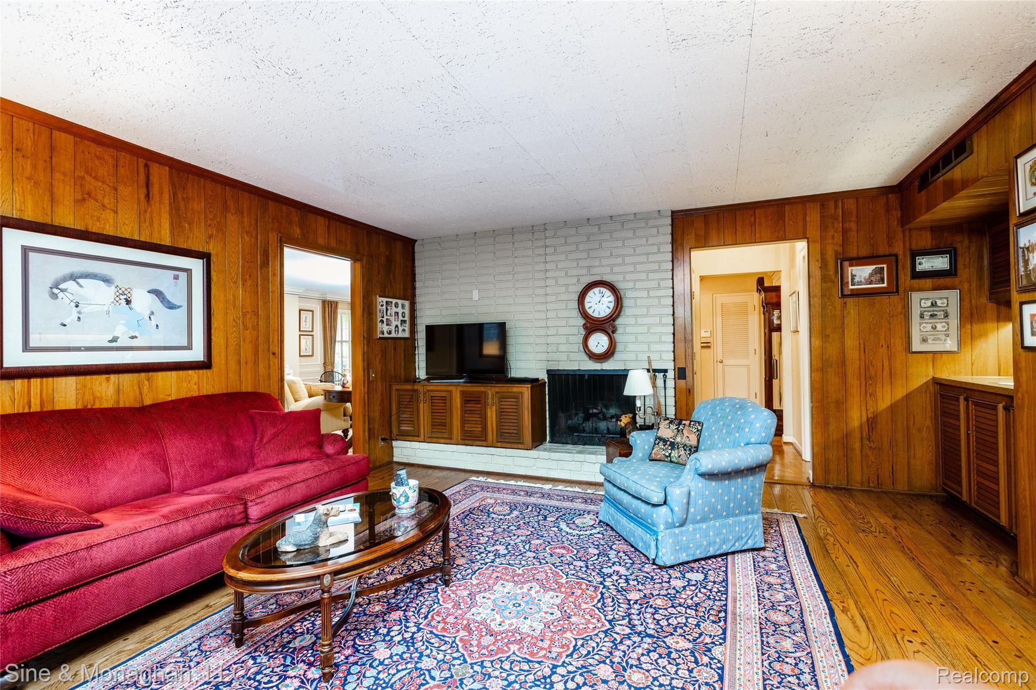 523 Thorntree Road Grosse Pointe, MI 48236 - Photo 15 of 59 523 Thorntree L005.jpg