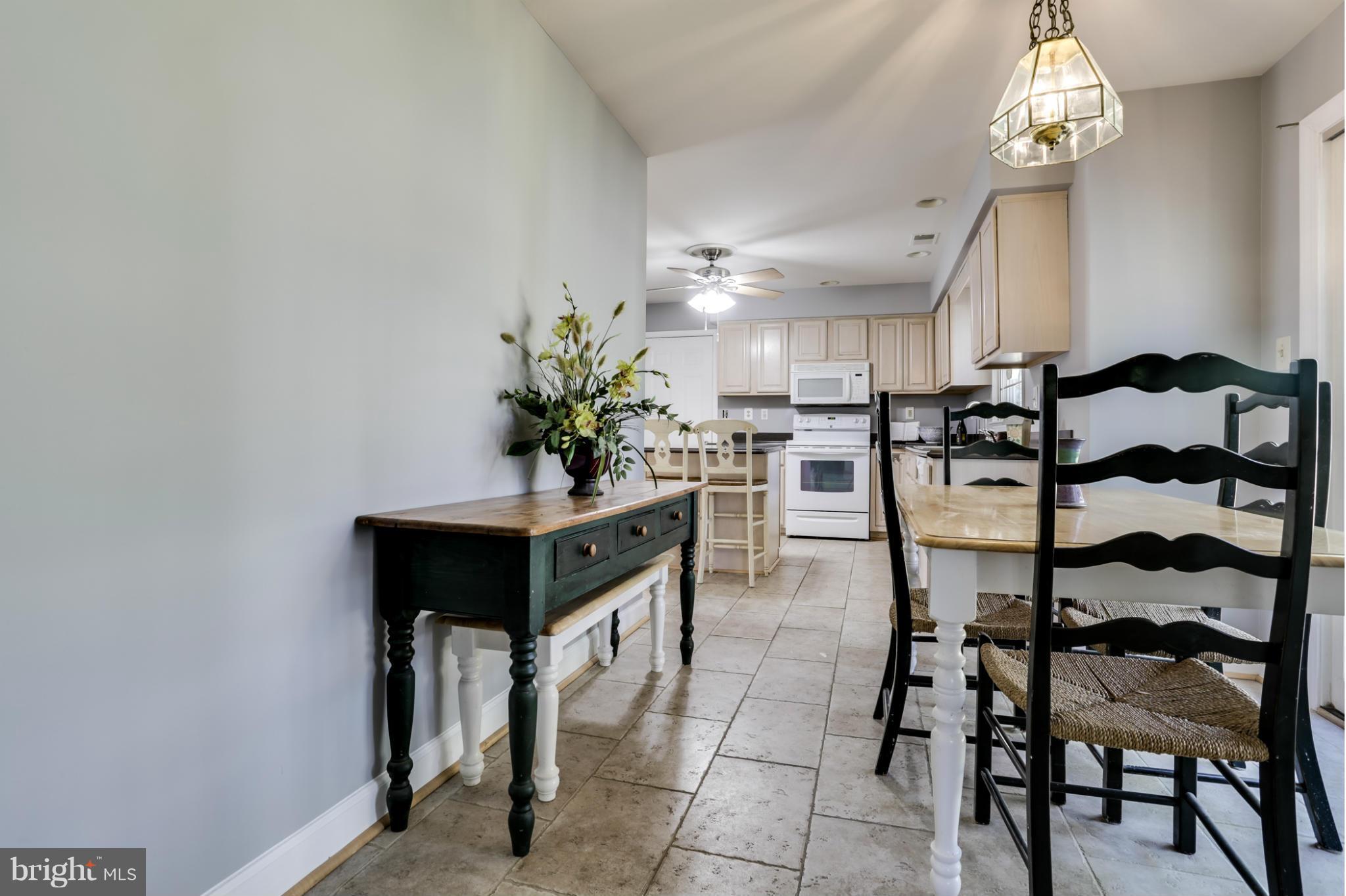 8274 Leishear Road Laurel, MD 20723 - Photo 9 of 30 Eat-in area off kitchen w/ Bay Window View