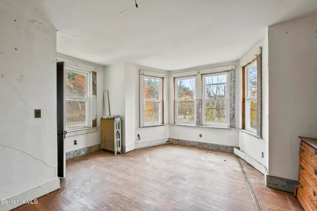 $215,000 | 1 Pittsfield Road, Lenox, MA 01240