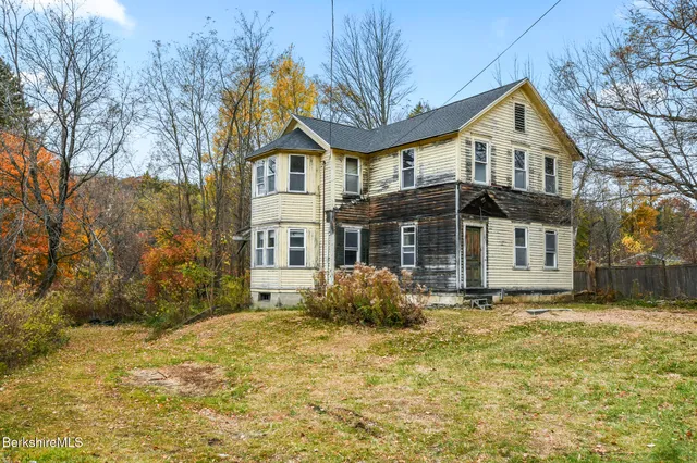 $215,000 | 1 Pittsfield Road, Lenox, MA 01240