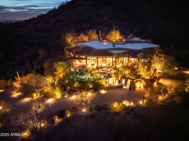 $4,825,000 | 8300 East Dixileta Drive, Unit 263, Scottsdale, AZ 85266