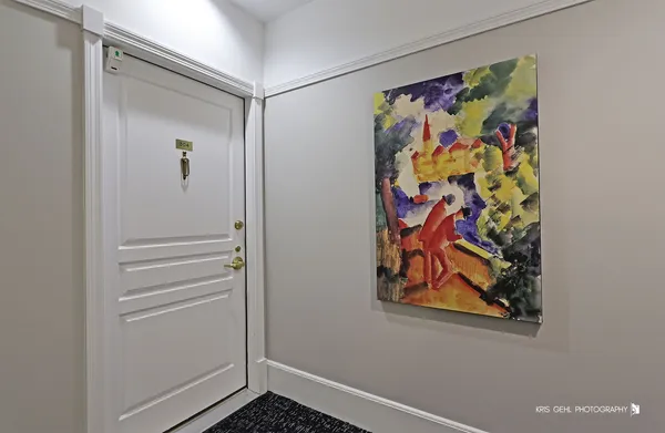 $395,000 | 20 Trafalgar Square, Unit 304, Lincolnshire, IL 60069