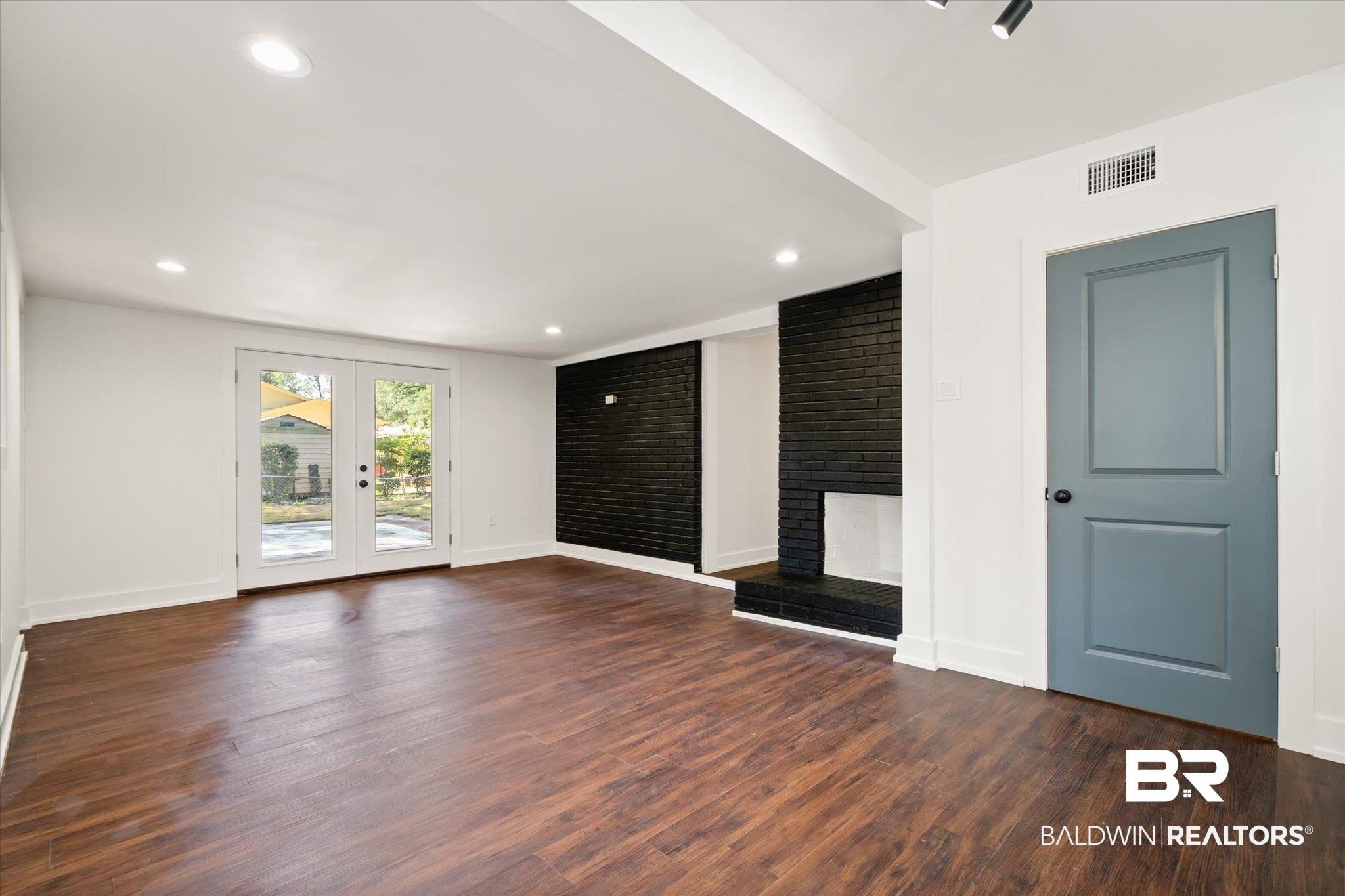 2259 Clinton Street Mobile, AL 36617 - Photo 6 of 20