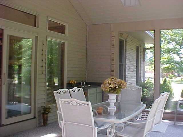 4069 Basil Western Road Northwest Baltimore, OH 43105 - Photo 3 of 19 Gallery Image 3