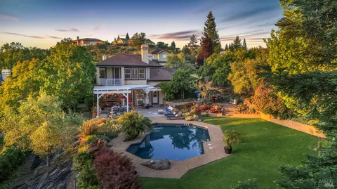 $1,799,000 | 3646 Rutherford Way, Santa Rosa, CA 95404