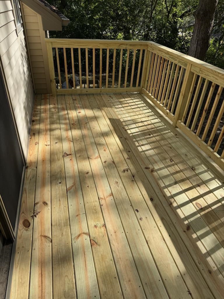 2871 East 777th Road Utica, IL 61373 - Photo 13 of 23 a view of outdoor space with deck