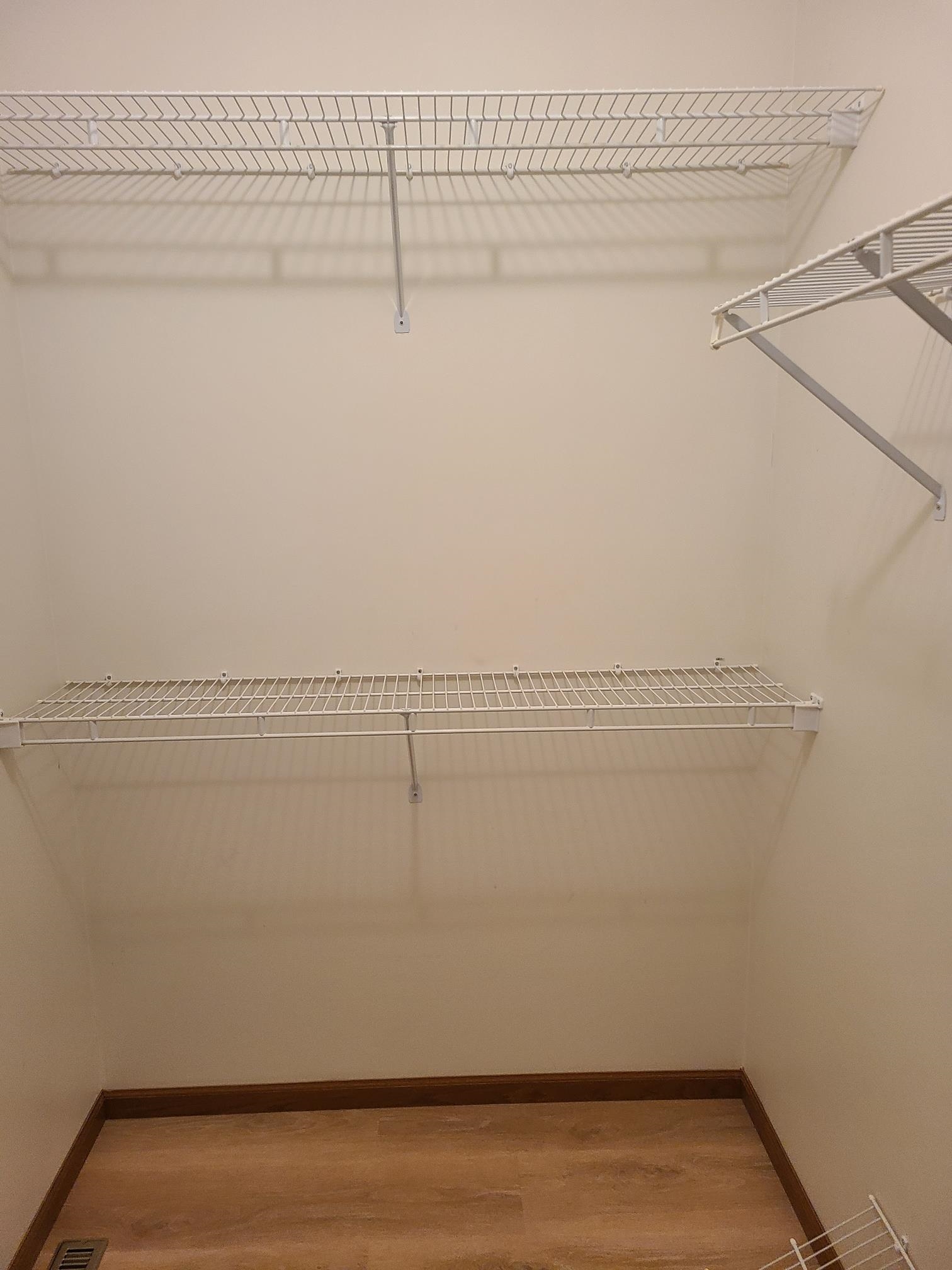 2871 East 777th Road Utica, IL 61373 - Photo 8 of 23 a view of a room